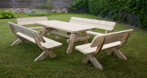 Monter une salon de jardin